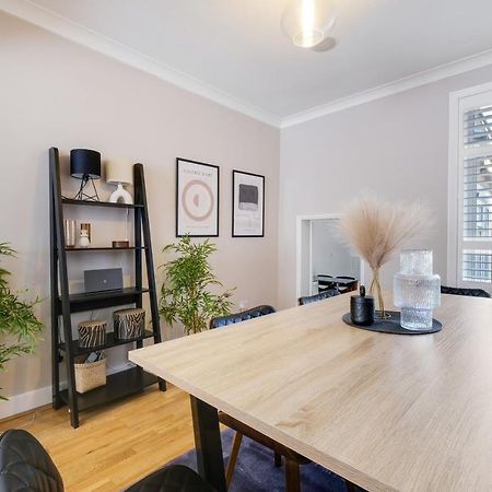 Luxury 3 Bedroom 2 Bathroom House, Fulham By 360Stays Londra Exterior foto
