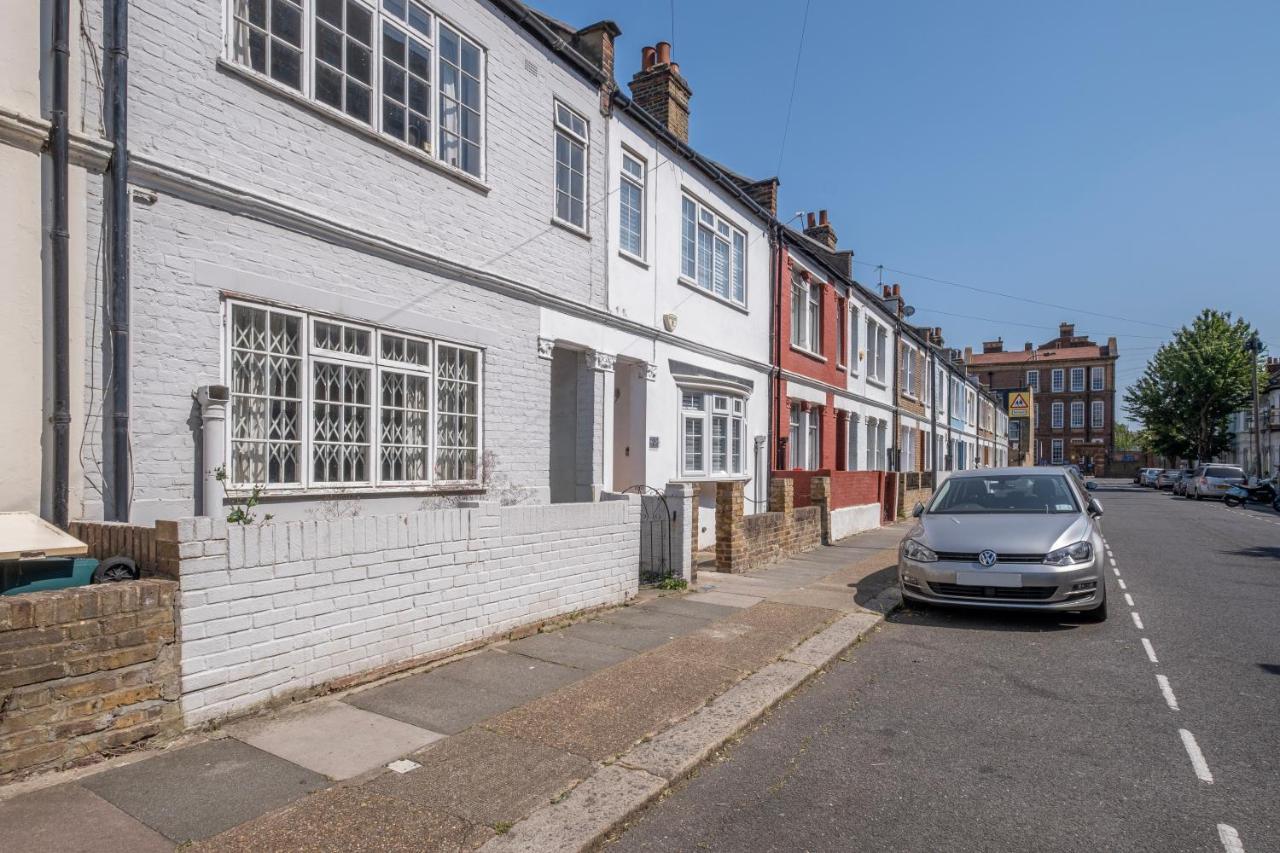Luxury 3 Bedroom 2 Bathroom House, Fulham By 360Stays Londra Exterior foto